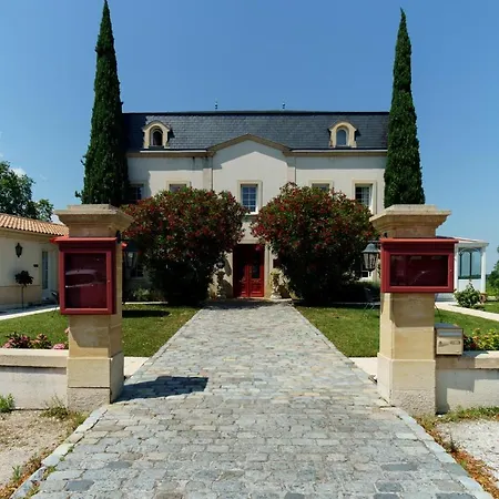 Hotel De 3*