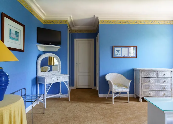 De 3* مارغو-كانتيناك